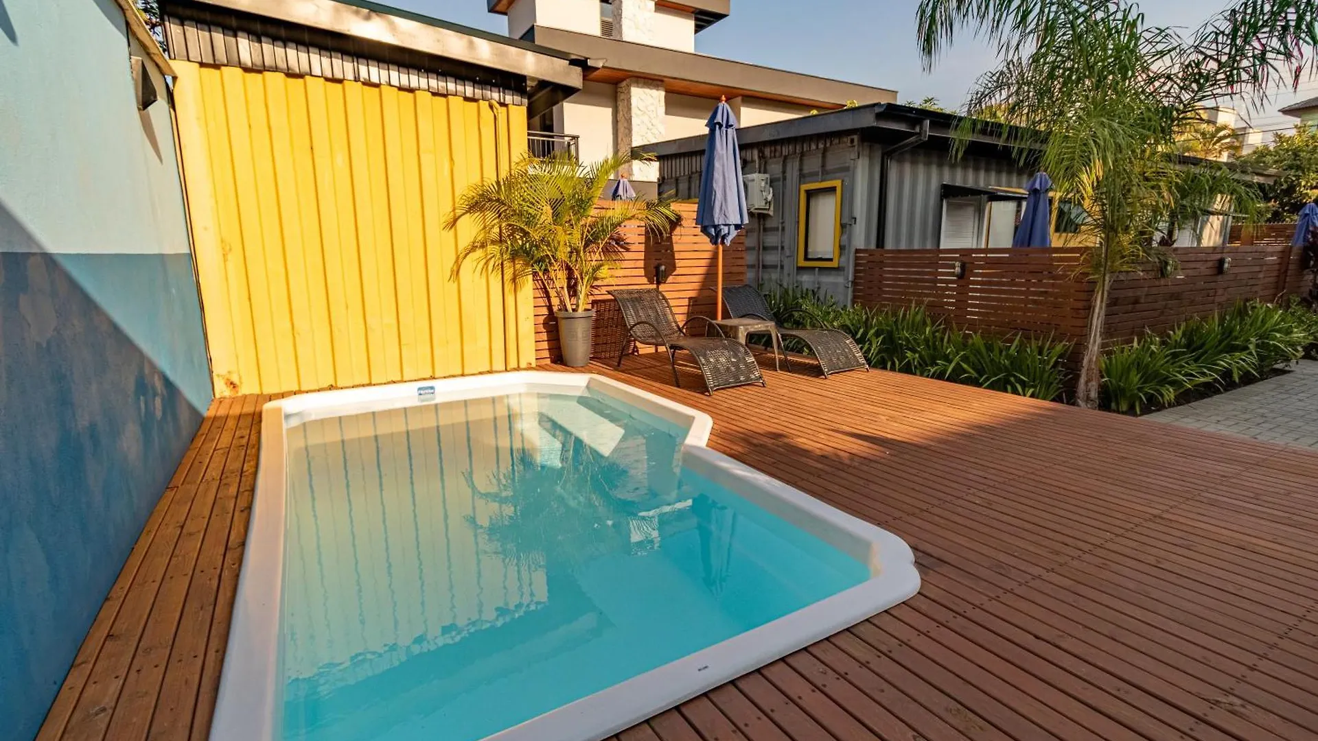 Bbq-Varanda-Netflix-Cozinha Completa-Piscina-Ac Florianópolis Apartmán